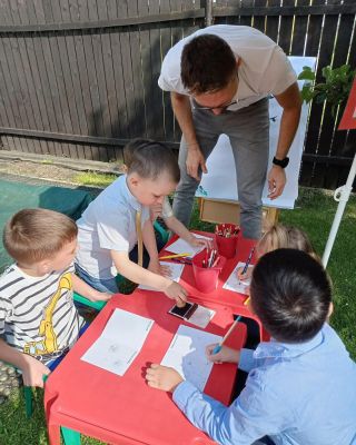 Na akcích učím děti malovat Voolika. A víte, co je na tom nejzajímavější? Že rodiče často nevěří, že to jejich dítě...